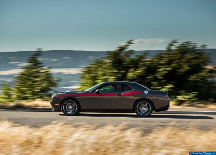 2015 Dodge Challenger - фотография 43 из 169
