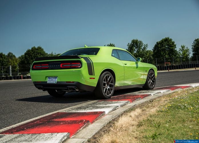 2015 Dodge Challenger - фотография 46 из 169