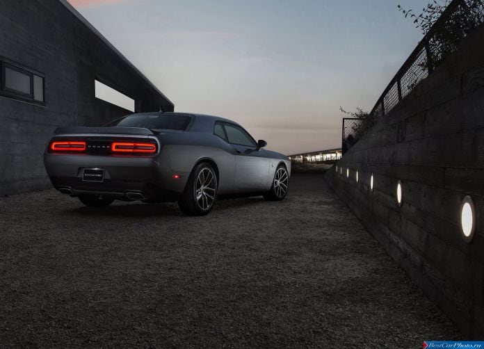 2015 Dodge Challenger - фотография 49 из 169