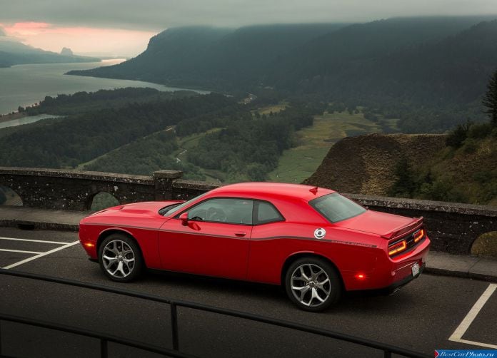 2015 Dodge Challenger - фотография 55 из 169