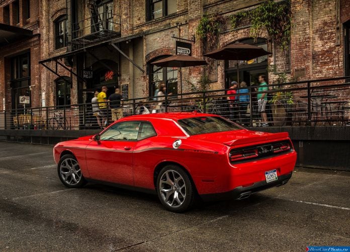 2015 Dodge Challenger - фотография 56 из 169