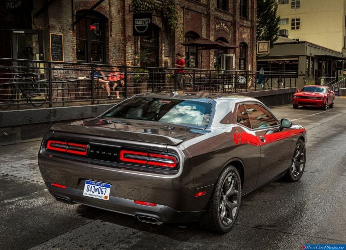 2015 Dodge Challenger - фотография 57 из 169