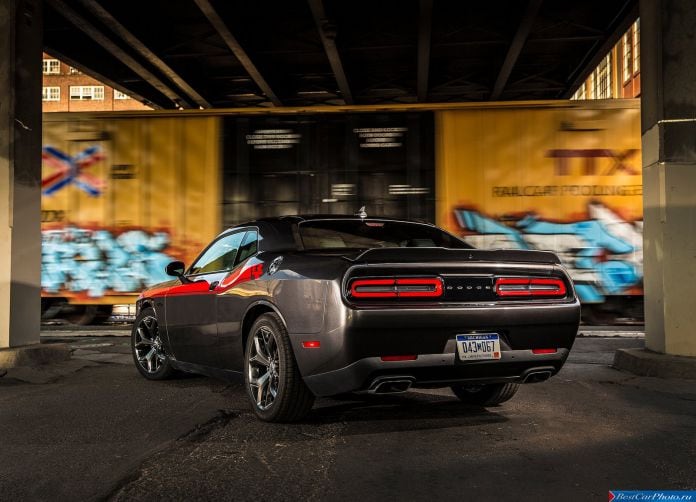 2015 Dodge Challenger - фотография 58 из 169