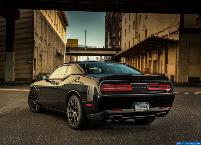 2015 Dodge Challenger - фотография 60 из 169