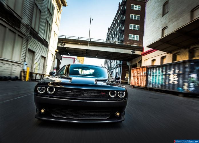 2015 Dodge Challenger - фотография 81 из 169