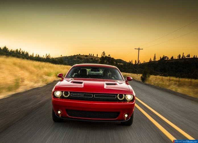 2015 Dodge Challenger - фотография 82 из 169