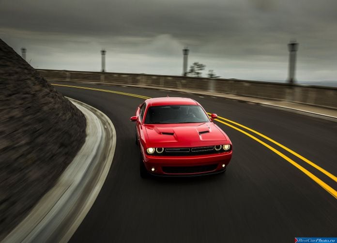 2015 Dodge Challenger - фотография 85 из 169