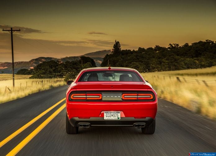 2015 Dodge Challenger - фотография 95 из 169