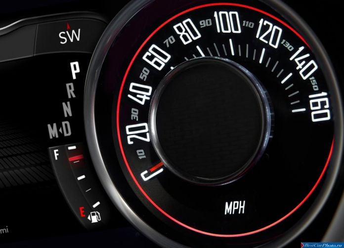 2015 Dodge Challenger - фотография 98 из 169