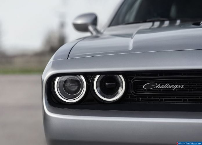 2015 Dodge Challenger - фотография 105 из 169