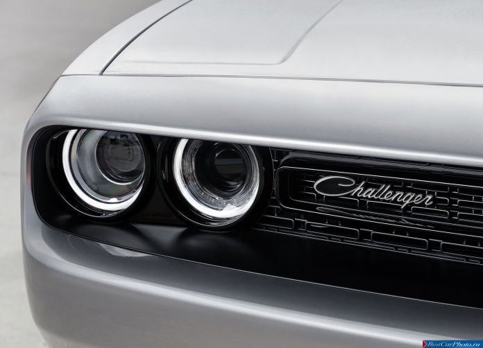 2015 Dodge Challenger - фотография 107 из 169