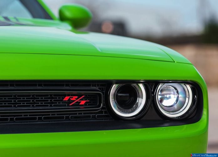 2015 Dodge Challenger - фотография 110 из 169