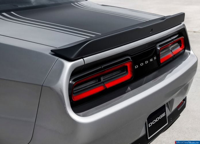 2015 Dodge Challenger - фотография 116 из 169
