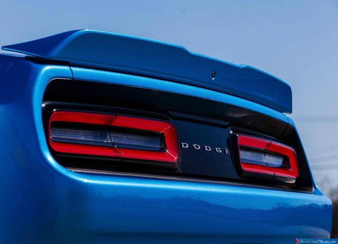 2015 Dodge Challenger - фотография 117 из 169