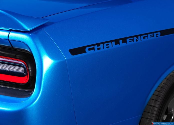 2015 Dodge Challenger - фотография 133 из 169