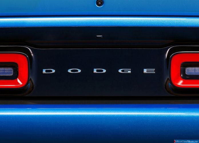 2015 Dodge Challenger - фотография 135 из 169