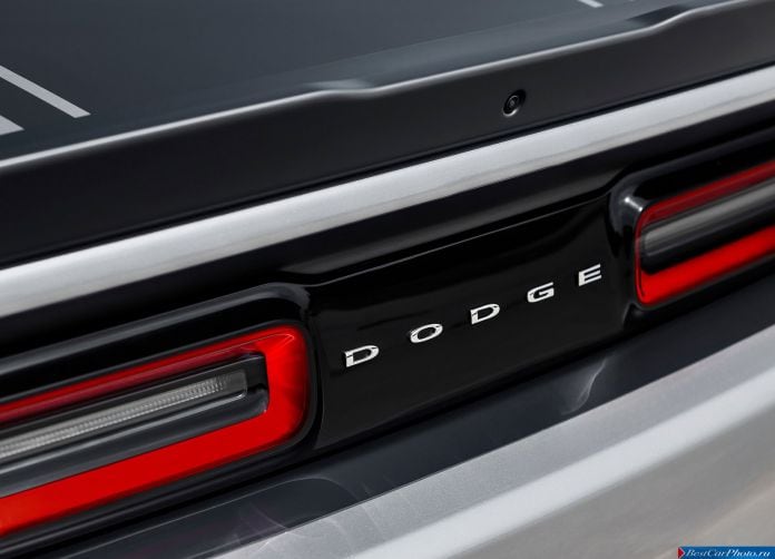 2015 Dodge Challenger - фотография 137 из 169