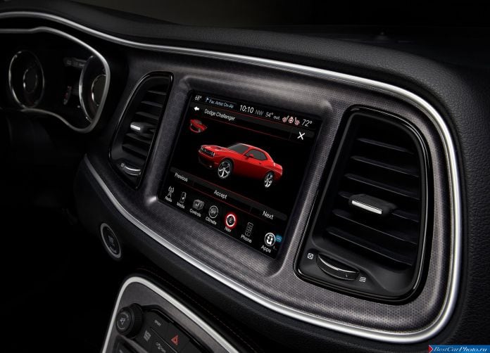 2015 Dodge Challenger - фотография 162 из 169