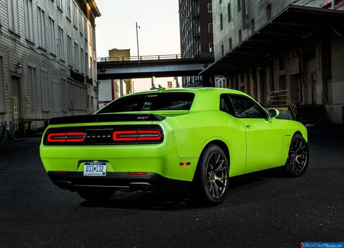2015 Dodge Challenger SRT Hellcat - фотография 32 из 120