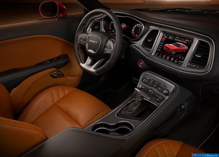 2015 Dodge Challenger SRT Hellcat - фотография 53 из 120