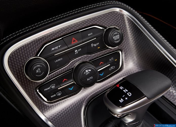 2015 Dodge Challenger SRT Hellcat - фотография 63 из 120