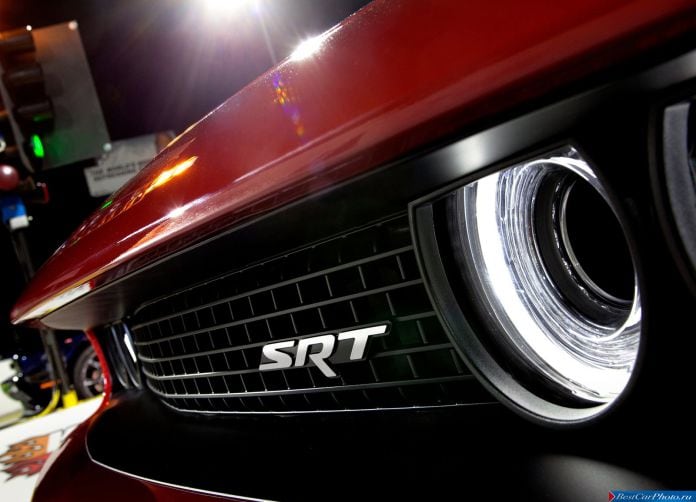2015 Dodge Challenger SRT Hellcat - фотография 70 из 120