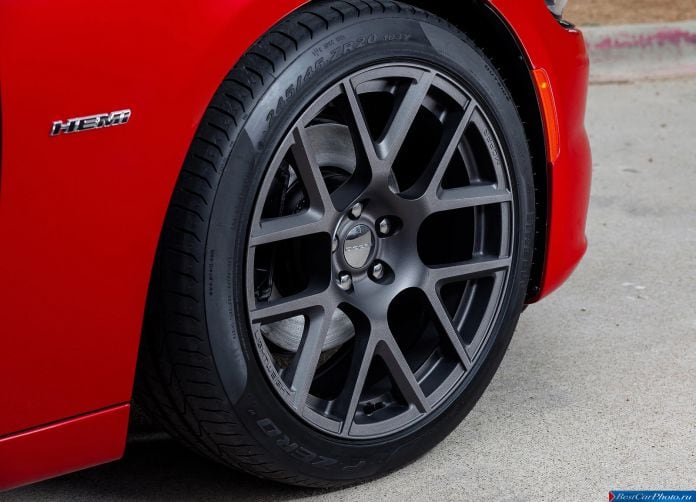 2015 Dodge Charger - фотография 12 из 15