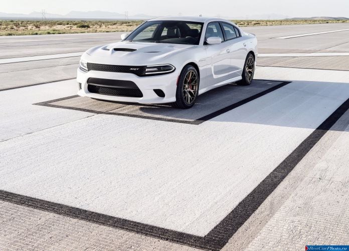 2015 Dodge Charger SRT Hellcat - фотография 20 из 66