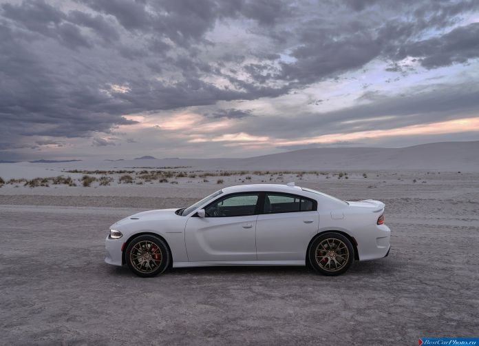 2015 Dodge Charger SRT Hellcat - фотография 40 из 66