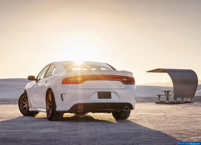 2015 Dodge Charger SRT Hellcat - фотография 44 из 66