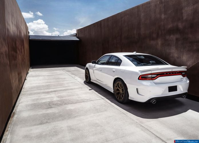 2015 Dodge Charger SRT Hellcat - фотография 48 из 66