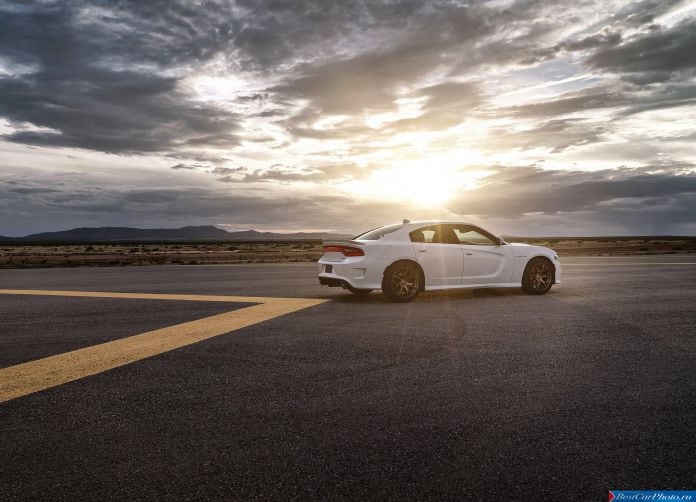 2015 Dodge Charger SRT Hellcat - фотография 55 из 66