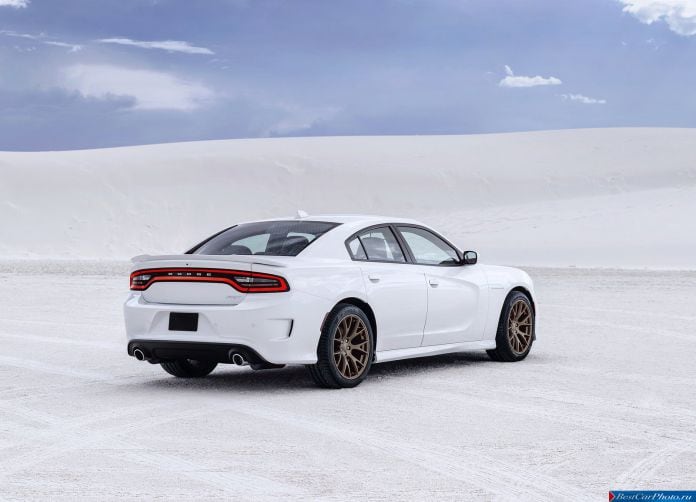 2015 Dodge Charger SRT Hellcat - фотография 60 из 66