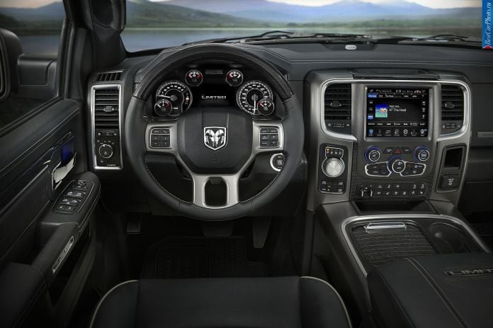 2015 Dodge Ram 1500 Laramie Limited - фотография 37 из 43