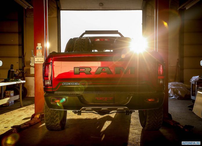2016 Dodge Ram Rebel TRX Concept - фотография 5 из 23