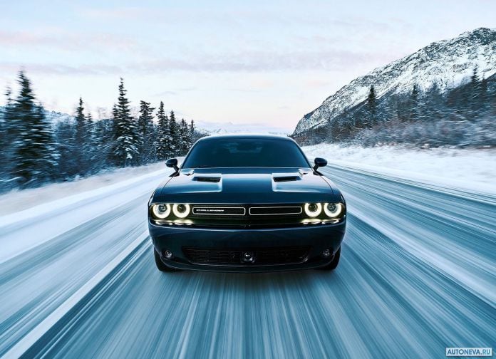 2017 Dodge Challenger GT AWD - фотография 6 из 7