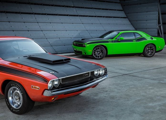 2017 Dodge Challenger TA - фотография 7 из 20