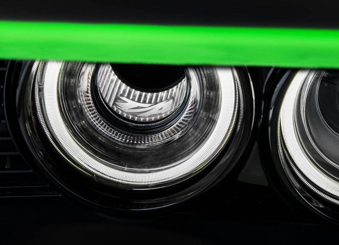2017 Dodge Challenger TA - фотография 15 из 20