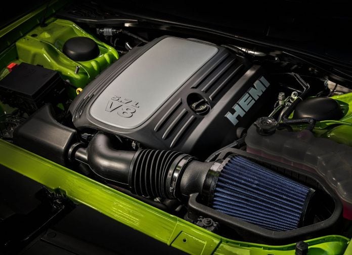 2017 Dodge Challenger TA - фотография 20 из 20