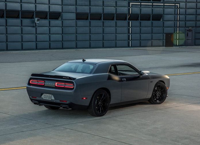 2017 Dodge Challenger TA 392 - фотография 5 из 14
