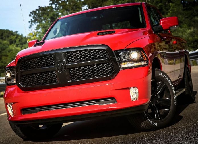 2017 Dodge Ram 1500 Night Package - фотография 1 из 14