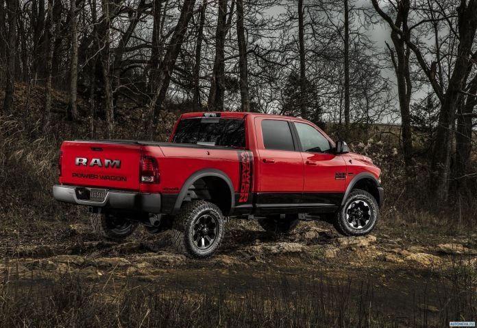 2017 Dodge Ram Power Wagon - фотография 2 из 59