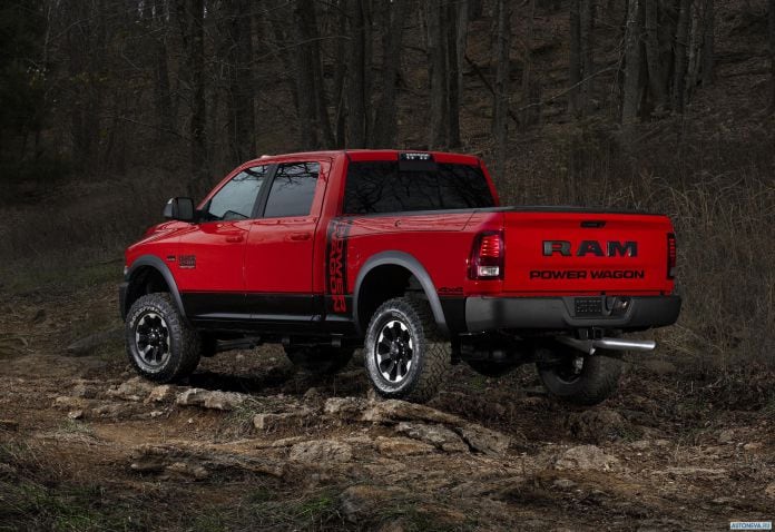 2017 Dodge Ram Power Wagon - фотография 3 из 59