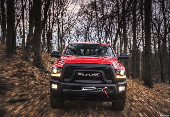 2017 Dodge Ram Power Wagon - фотография 7 из 59