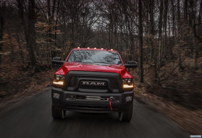 2017 Dodge Ram Power Wagon - фотография 12 из 59