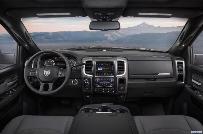 2017 Dodge Ram Power Wagon - фотография 37 из 59