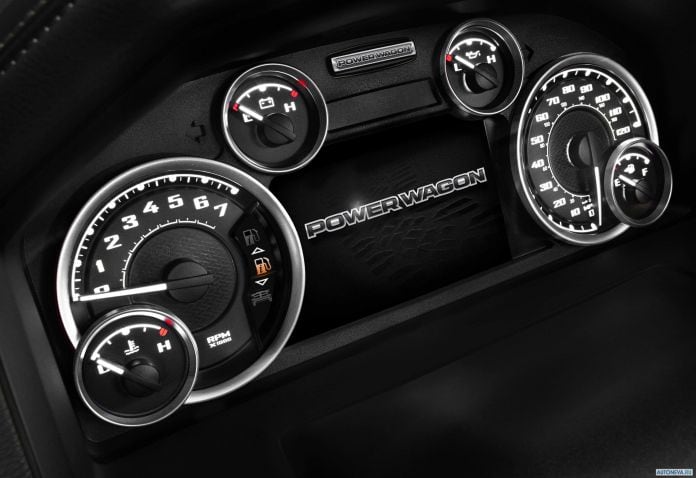 2017 Dodge Ram Power Wagon - фотография 39 из 59