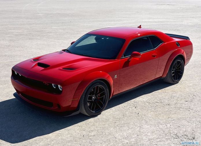 2019 Dodge Challenger - фотография 2 из 24