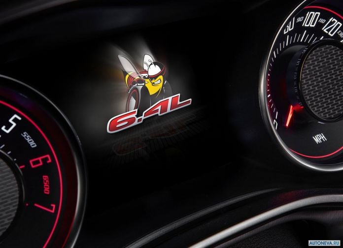 2019 Dodge Challenger - фотография 15 из 24