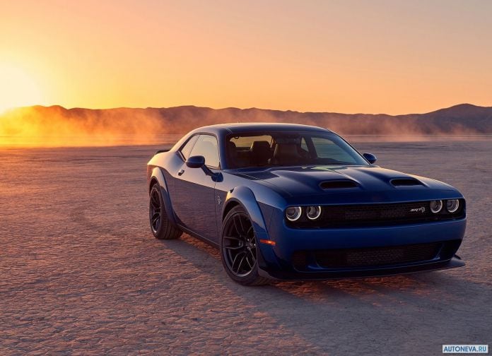 2019 Dodge Challenger SRT Hellcat - фотография 3 из 62